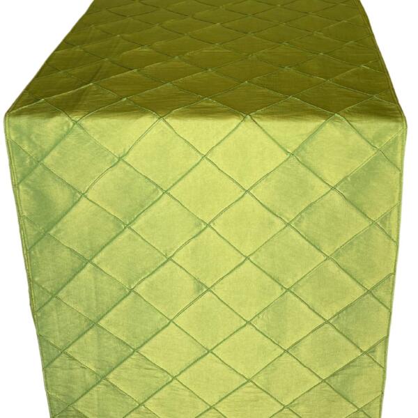 apple green pintuck runner